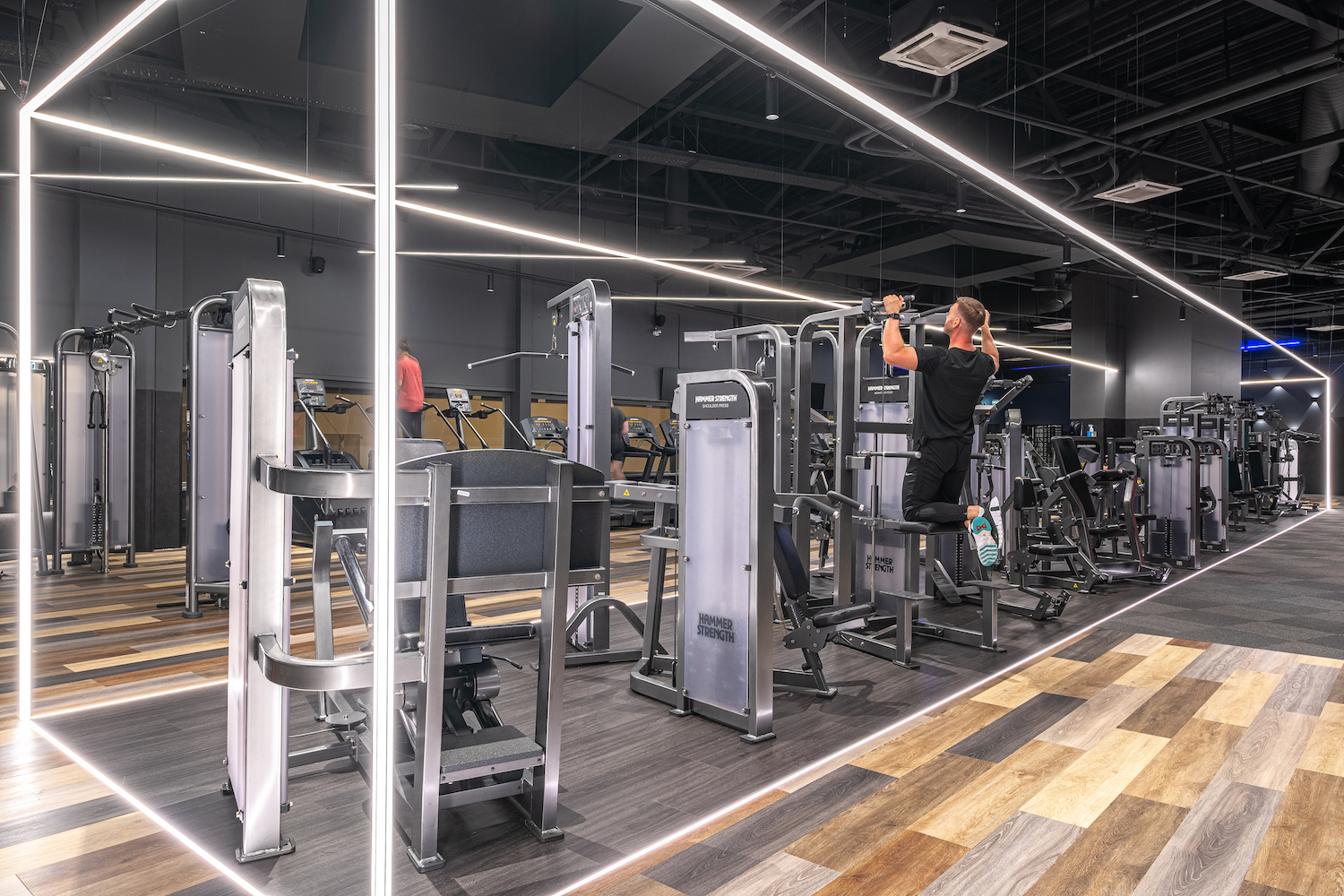 Gym+ Panorama HDR-8