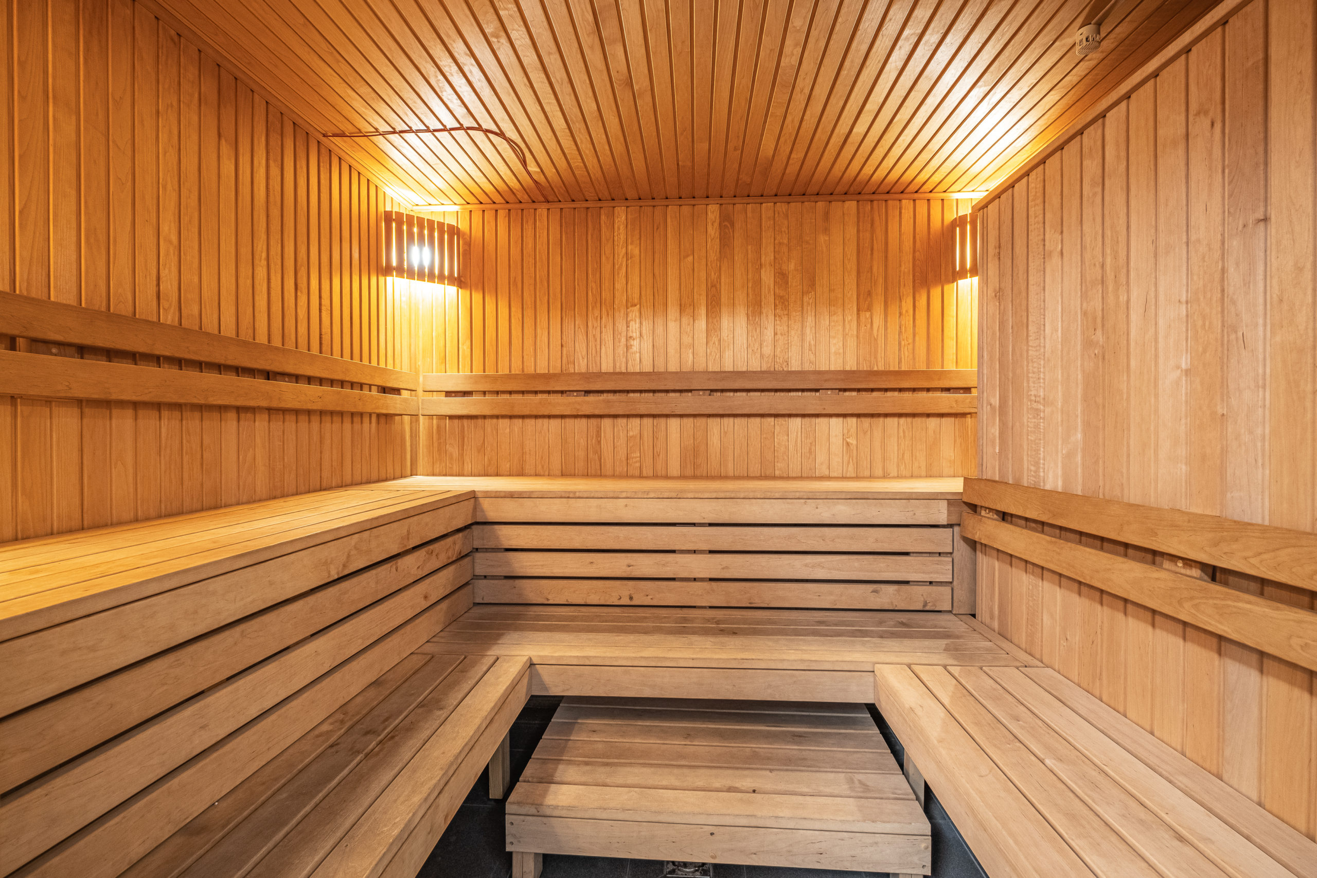 Gym Plius zirmunai 2-4